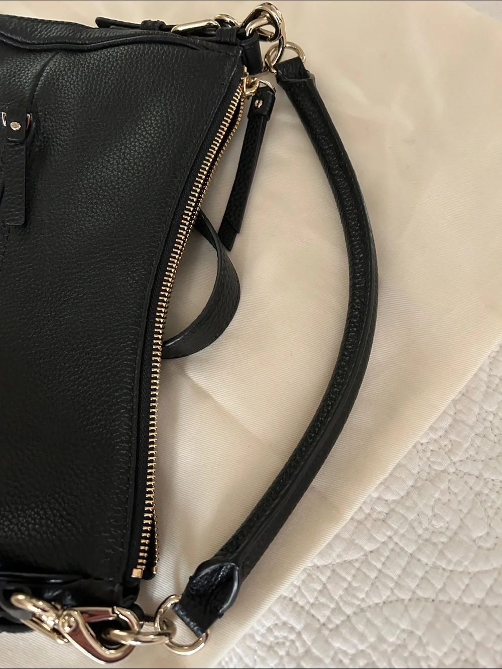 NWOT Kate spade Black Pebbled Leather Convertible Shoulder Bag with expansion